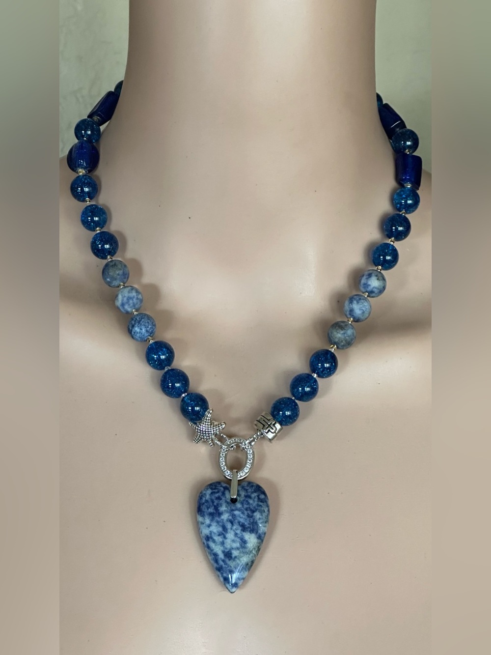 22 inch Mixed Bead Necklace NWOT - Picture 12 of 13